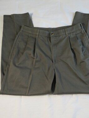 Van Heusen Pleated Trousers 33x29 Dark Green 100% Cotton